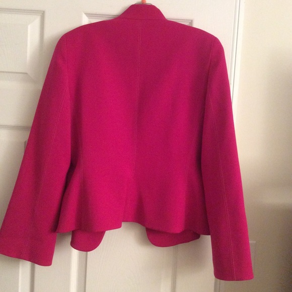 NWOT ARMANI COLLEZIONI BLAZER , sz 8 - Picture 5 of 8